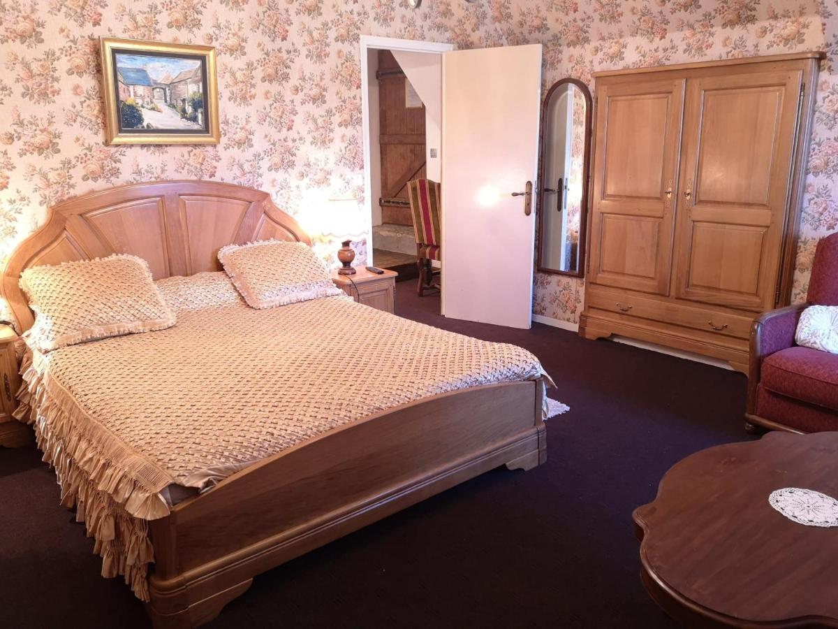 Bed and Breakfast Manoir de la Foulerie à Ancteville Extérieur photo